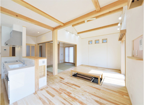 美しさと強さを兼ね備えた高級木材：吉野檜 縁甲板