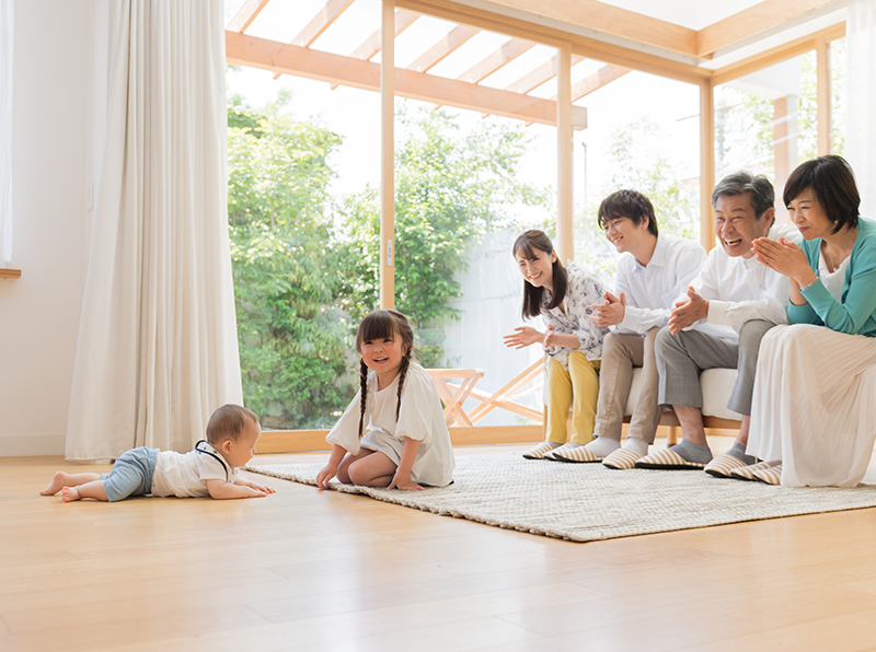 高性能のお家に暮らす家族